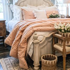 3 Piece Chic Blush Comforter Set