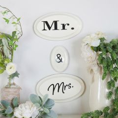 3 Piece Mr & Mrs Metal Wall Plaque Decor Set