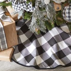 Checked Holiday Tree Skirt