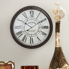 Farmhouse Classic Round Wall Clock
