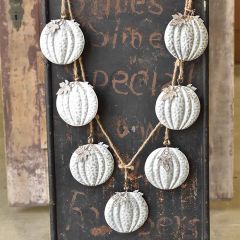 Decorative Dangling Pumpkin Garland