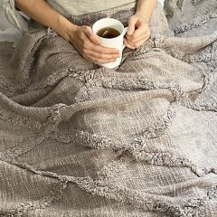 Classic Farmhouse Grey Diamond Tufted Throw