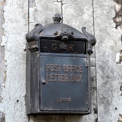 Vintage Inspired Wall Mount Key Holder