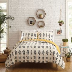Modern Print Quilt Set