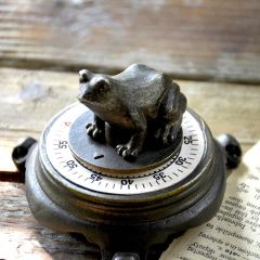 Vintage Inspired Frog Kitchen Timer