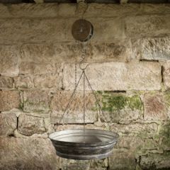 Vintage Inspired Large Round Tray on Pulley