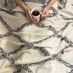 Aspen Diamond Tufted Throw Blanket