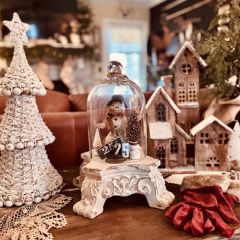 Ornate Pedestal Lamp Riser