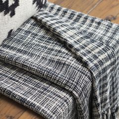 Classic Farmhouse Fringed Throw Blanket