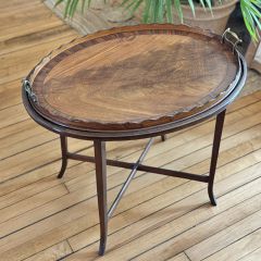 AFH True Vintage Traditional Wooden Tray Table
