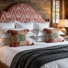 Andean Pattern Tasseled Throw Pillow