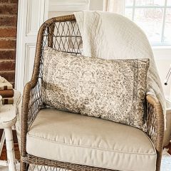 Antique Rug Pattern Slub Lumbar Pillow