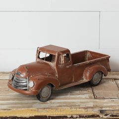Antique Style Farm Truck Decor