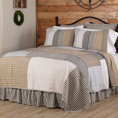 Ashmont Farmhouse Patchwork Quilt