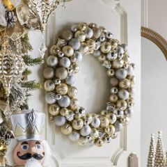 Ball Ornament Christmas Wreath