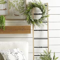 Decorative Farmhouse Display Ladder