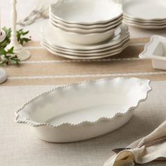 Beaded Edge Scalloped Stoneware Oval Baker