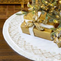 Beaded Fleur Tree Skirt