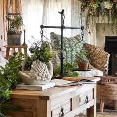 Bird Accent Balance Scale