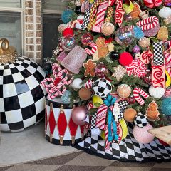 Black and White Diamonds Tree Skirt