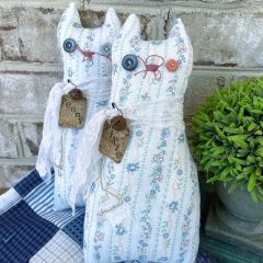 Calico Floral Cat Shelf Sitter