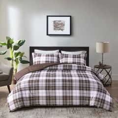 Casual Plaid Comforter and Sham Set