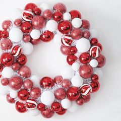 Christmas Ball Ornament Wreath