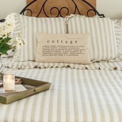 Classic Country Stripe Ruffled Quilt