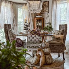 Classic Round Dining Table