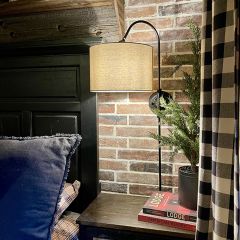 Classic Sconce Lamp With Shade