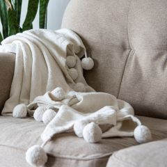Classic Woven Throw With Poms
