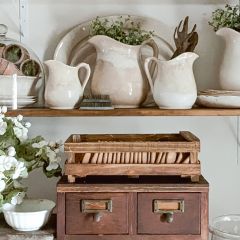Clay Seedling Pots With Crate