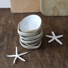 Coastal Classics Stoneware Shell Dish