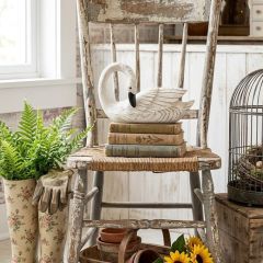 Cottage Garden Decorative Swan 13 Inch