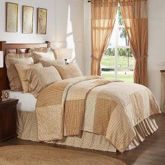 Country Floral Patchwork Quilt