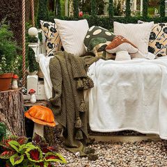 Cozy Cotton Throw Blanket With Tassels