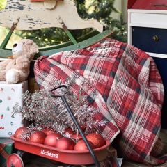 Cozy Plaid Quilted Blanket Red