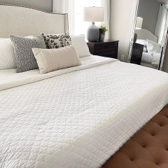 Diamond Pattern 3 Piece Quilt Set