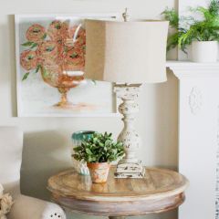Distressed Finish Farmhouse Table Lamp