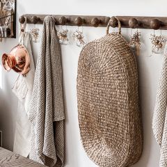 Distressed Wood 6 Hook Wall Rack