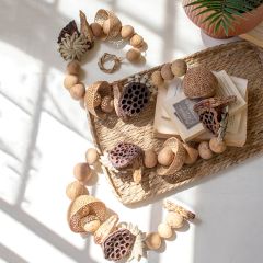 Dried Botanicals Decorative Garland