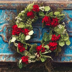 Decorative Farmhouse Geranium Wreath