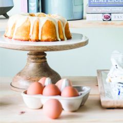 Enamel Top Mango Wood Pedestal Display Stand