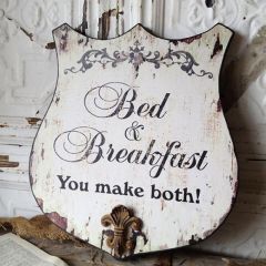 Exquisite Bed and Breakfast Shield