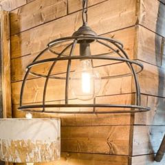 Handsome Industrial Pendant Light