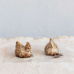 Hen Shaped Stoneware Salt and Pepper Shaker Set