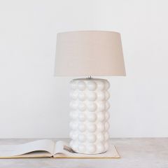 Hobnail Texture Table Lamp With Shade
