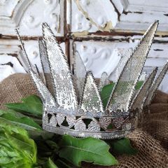 Mesh Crown Tabletop Decor