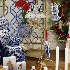 Metal Bamboo Display Lantern