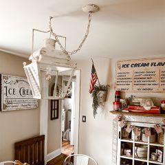 Metal Lantern Style Light